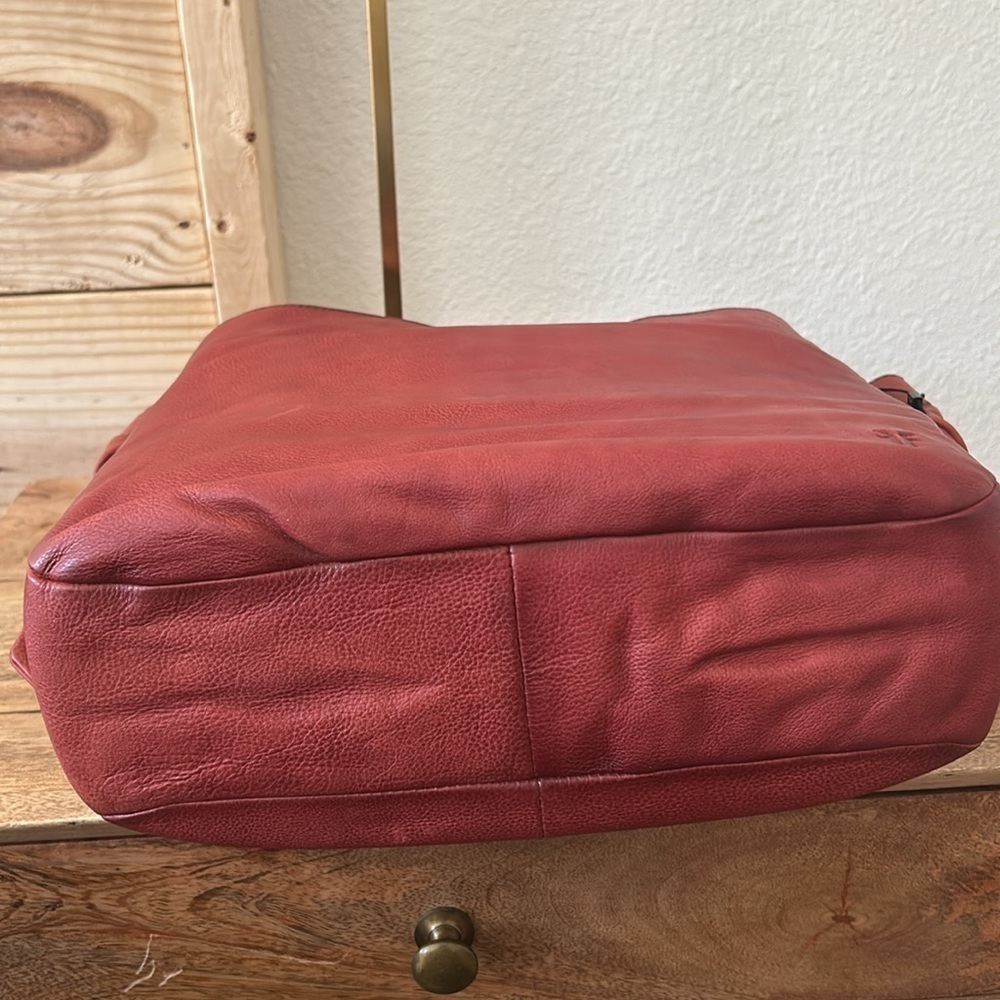 Frye Nora Knotted Hobo burgundy purse NWT - Picture 8 of 11